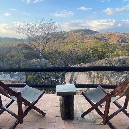 Вилла Big Cave Camp Matopos Экстерьер фото
