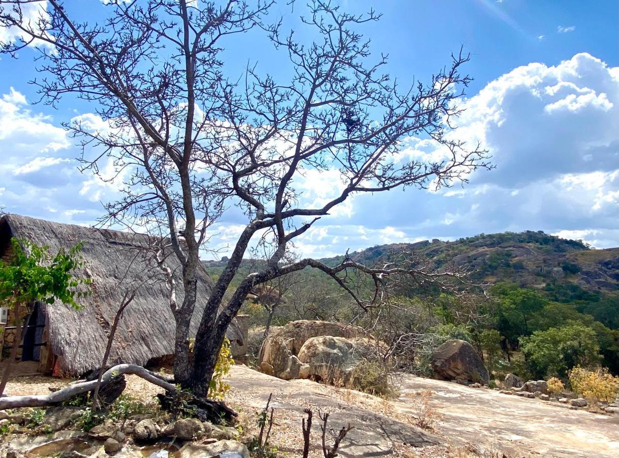 Вилла Big Cave Camp Matopos Экстерьер фото